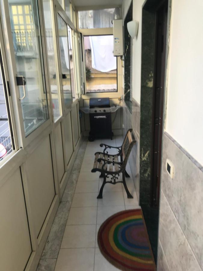 לינה וארוחת בוקר נאפולי Regy מראה חיצוני תמונה